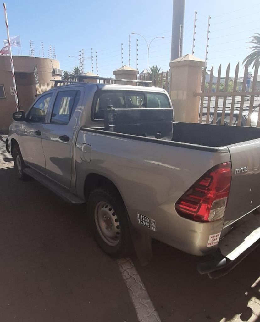 Toyota Hilux 2.4 Gd-6 Sr 4x4 P/u D/c '16 - Current