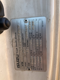 CHASSIS_MAKERS_PLATE