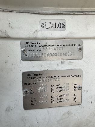 CHASSIS_MAKERS_PLATE