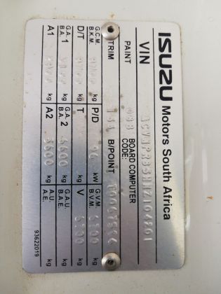 CHASSIS_MAKERS_PLATE