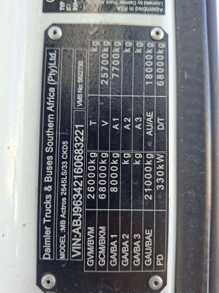 CHASSIS_MAKERS_PLATE